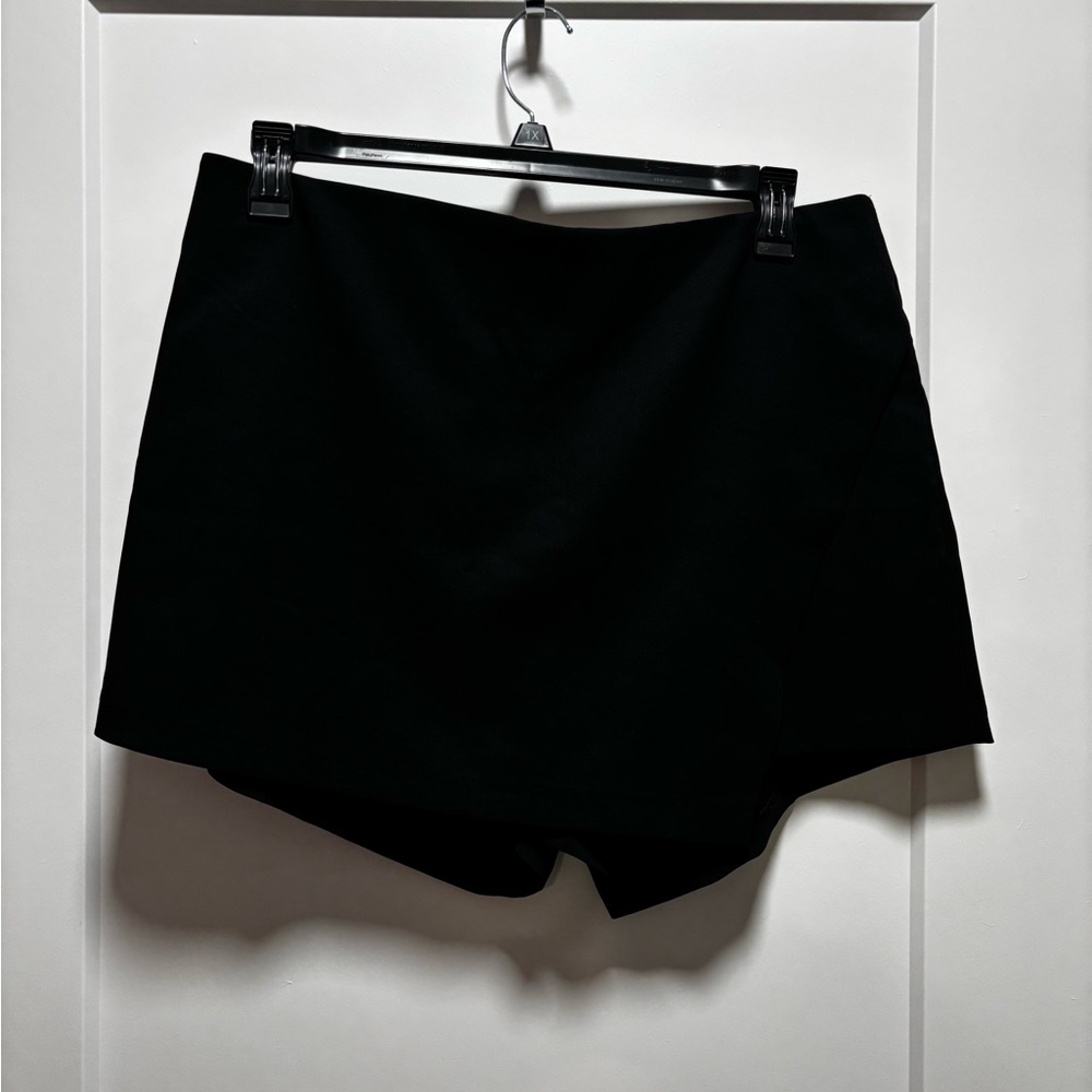 torrid Black Asymmetric Skort Shorts